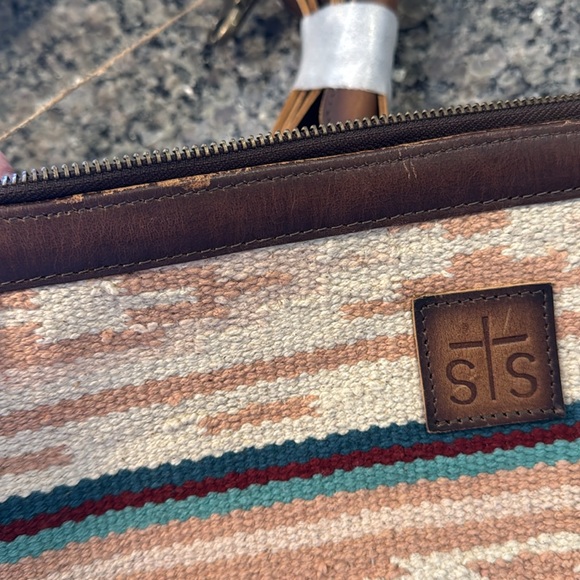 STS SERAPE COLLECTION - Picture 5 of 6